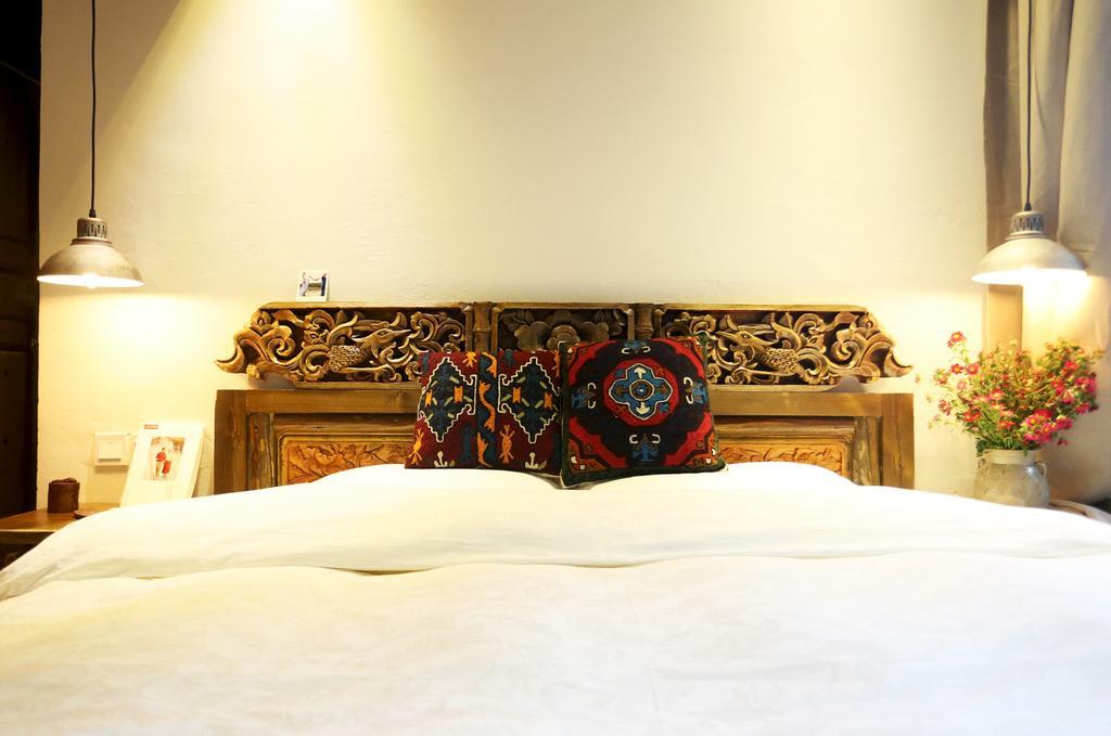 Shangri-La Mid - Mountain Homestay Buitenkant foto